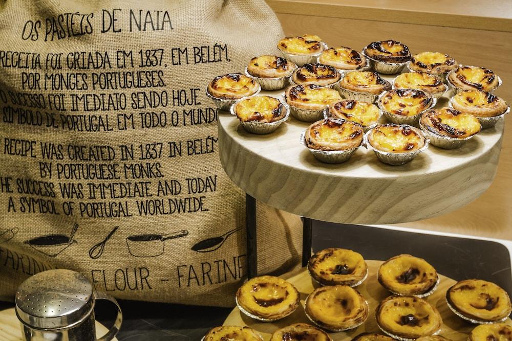 Ibis Jose Malhoa Lisboa